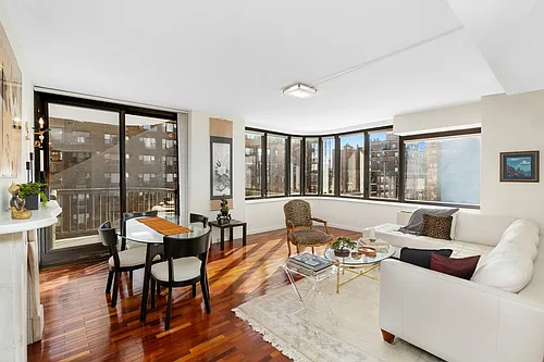 52 E End Ave #11C Photo 1