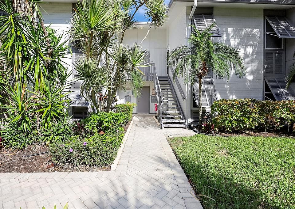 1st image of 1166 W PEPPERTREE DRIVE #112D