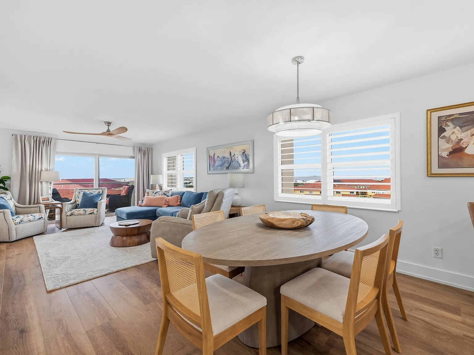 1600 Via De Luna Dr — Photo 4