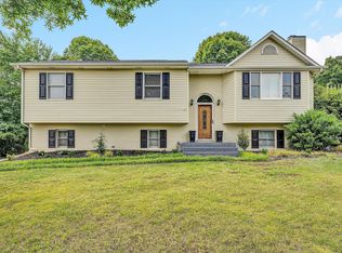 111 Barrington Ct, Hardy, VA 24101