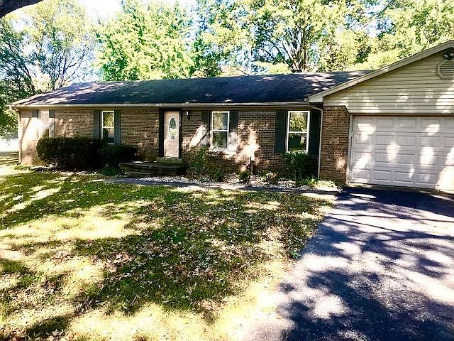 1st image of 1210 Fox Hollow Ct