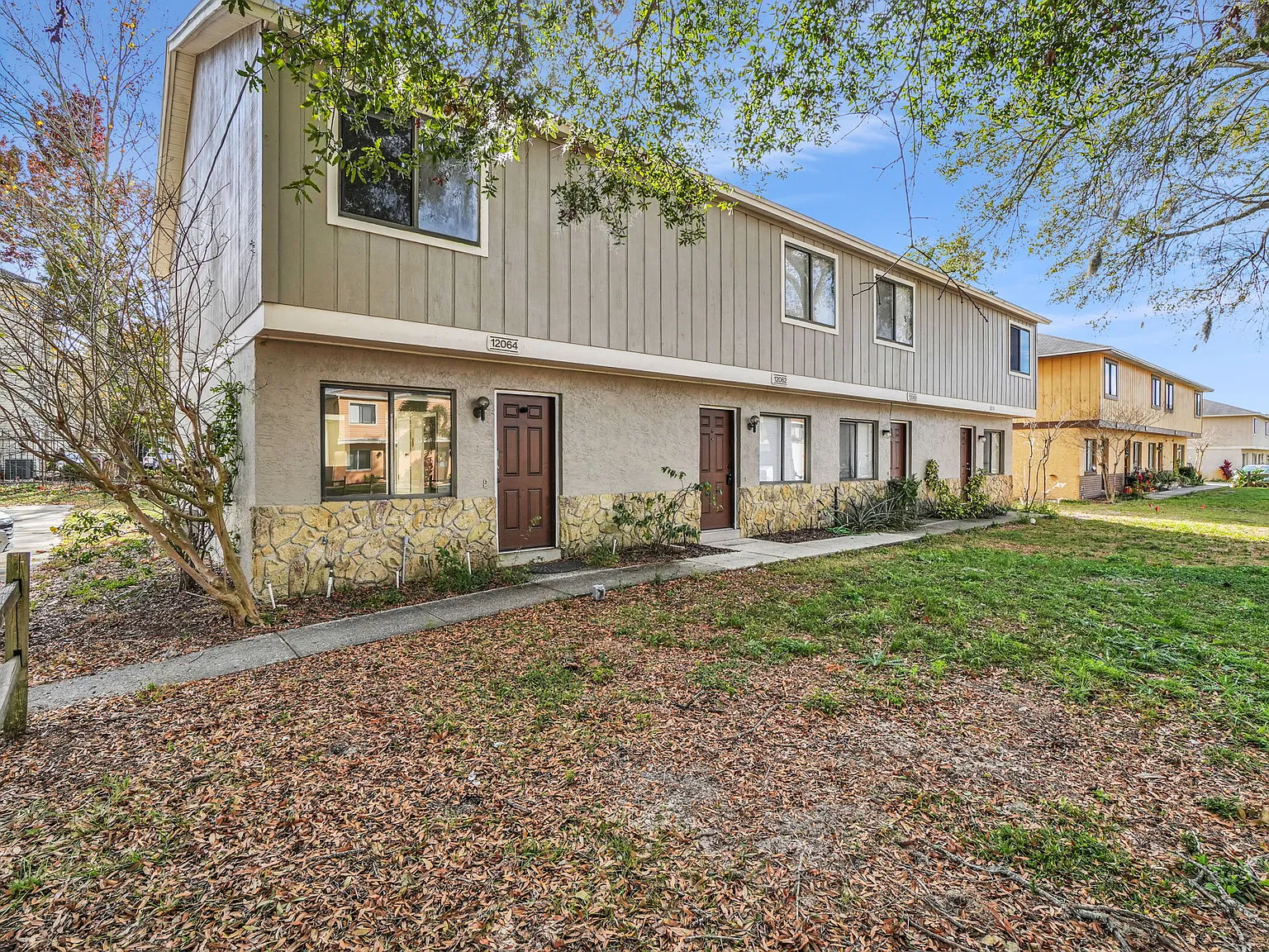 12064 Tift Cir — Photo 2
