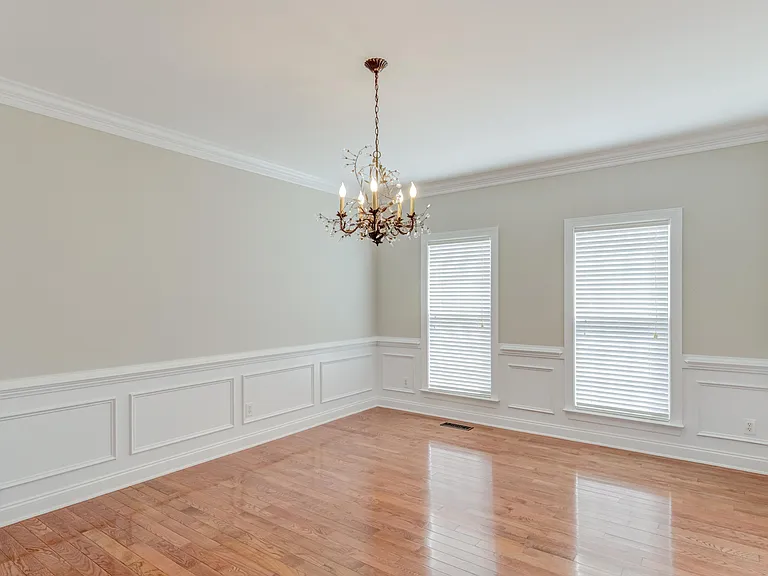 2041 Jadewood Dr — Photo 14