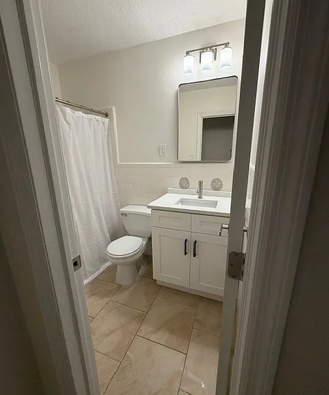 14034 Marguerite Dr — Photo 20