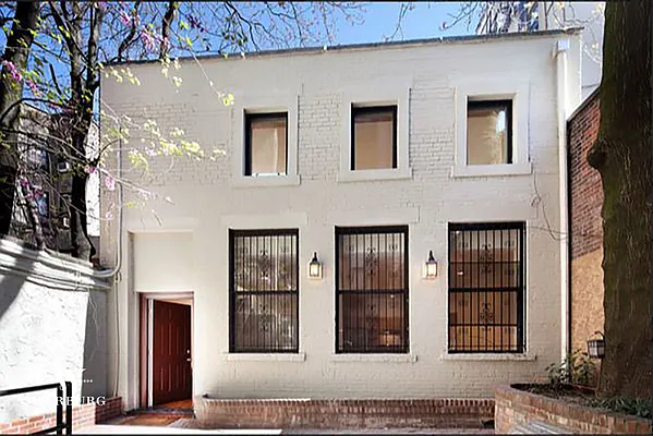 Rented by Warburg | media 19