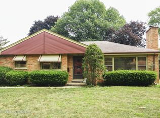 107 N Elm St, Mount Prospect, IL 60056