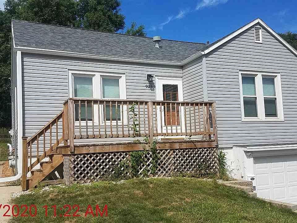 1st image of 925 S Martha St