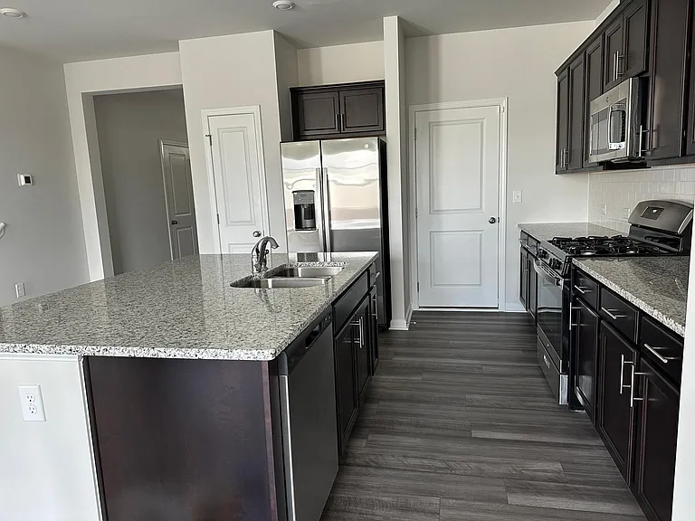 5021 Pufa St — Photo 11