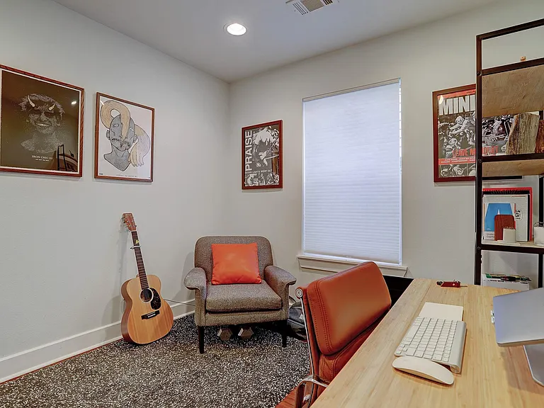 1308 Ruthven St #B — Photo 22