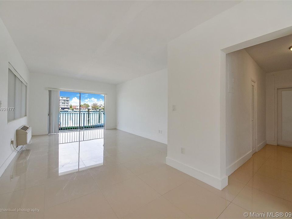 1st image of 7925 West Dr APT 7