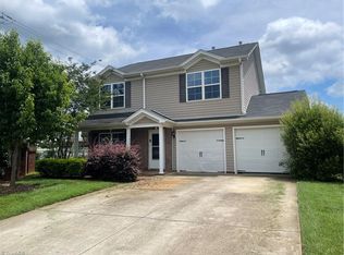 3112 Quail Oaks Dr, Greensboro, NC 27405