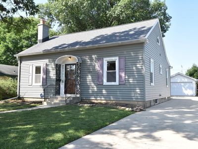 3808 21st AVENUE, Kenosha, WI, 53140
