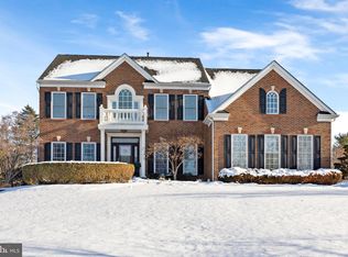 1118 Perry Ln, Collegeville, PA 19426