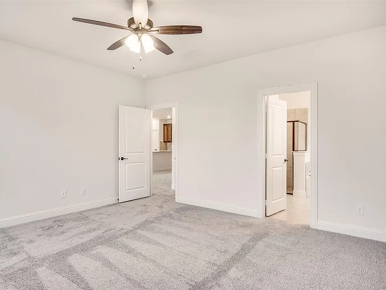 204 Flower Ridge Dr — Photo 12