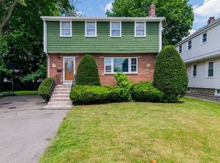 15 George Rd, Quincy, MA 02170