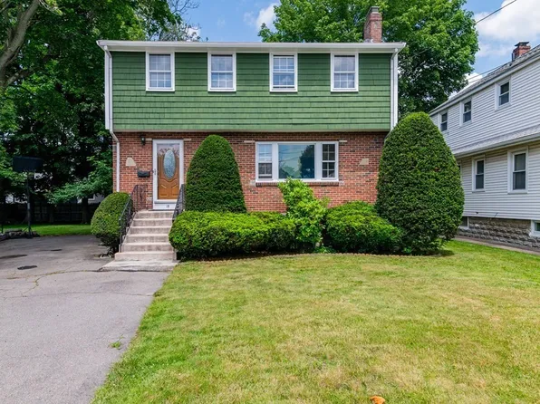 15 George Rd, Quincy, MA 02170