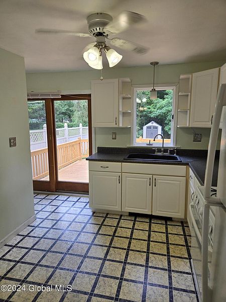 3rd image of 1825 Osterlitz Avenue