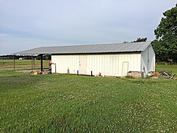 4th image of 1740 Fm 124 E
