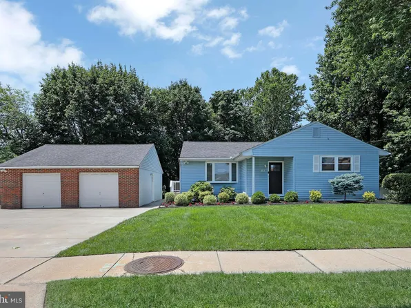 87 Walker Ave, West Berlin, NJ 08091