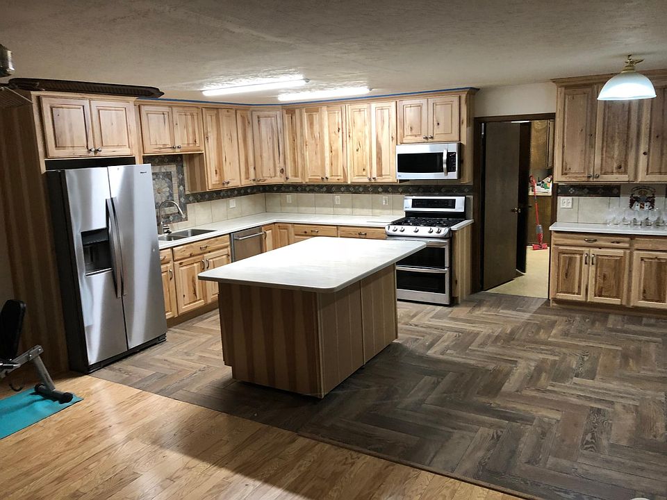 2nd image of 3100 Espacio St