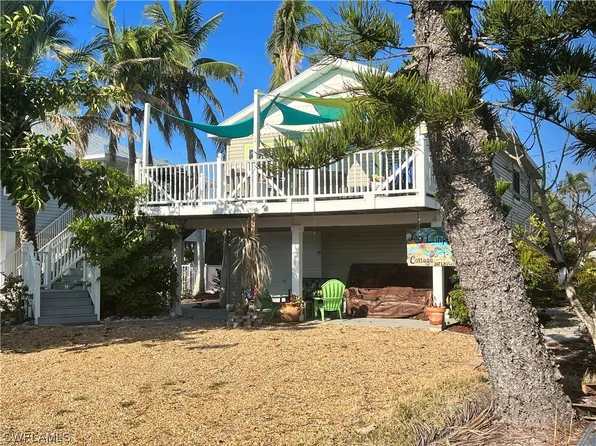 307 Lazy Way, Fort Myers Beach, FL 33931