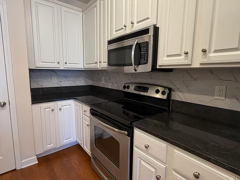926 Iris St #E — Photo 21