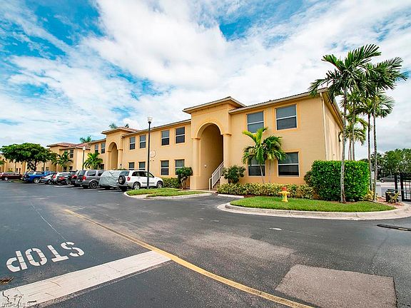 5th image of 4101 Bellasol Cir APT 1221