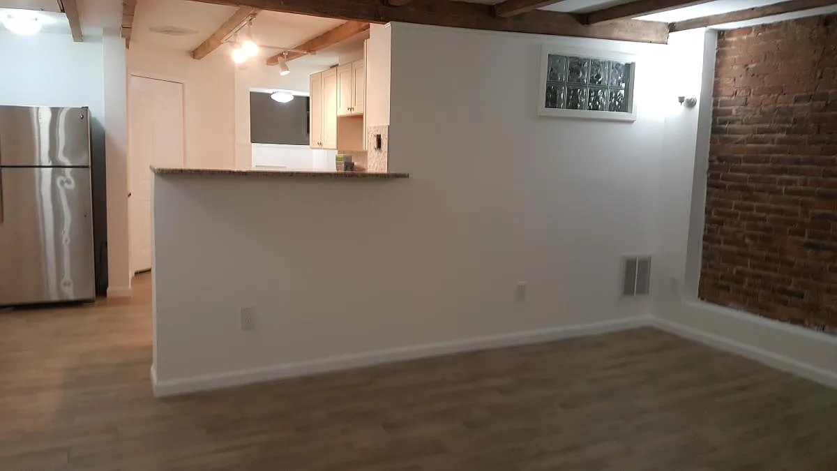 1 bed, 600 sqft, $1,375 — Photo 3