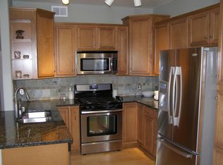 3847 Mossy Rock Dr UNIT 102, Highlands Ranch, CO 80126
