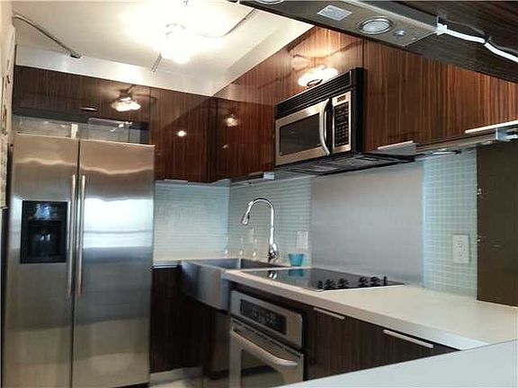 2nd image of 1650 NE 115th St APT 409