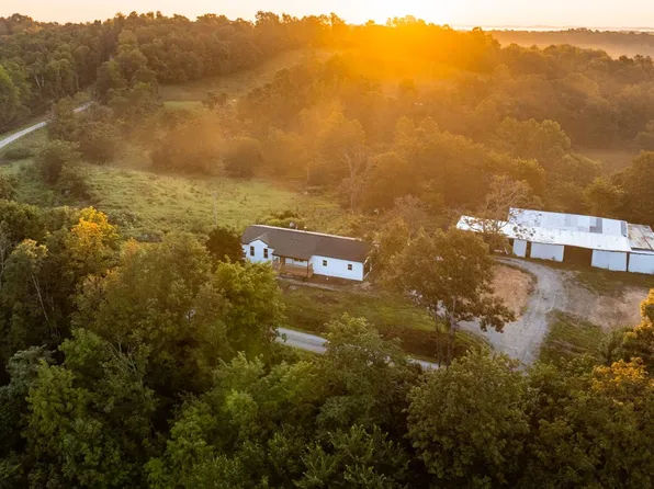 10285 Dozer Ridge Rd, Blue Rock, OH 43720