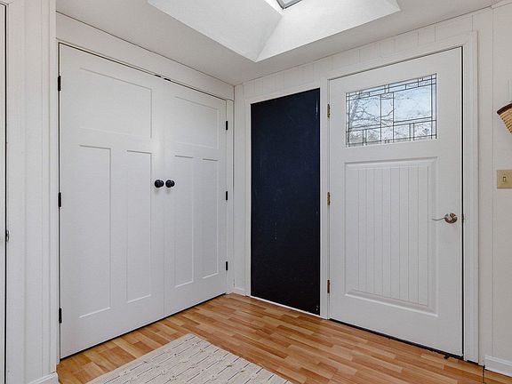 3rd image of 397 Lang Road