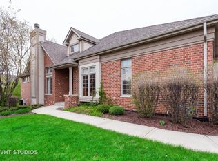 37 Shadow Creek Cir, Palos Heights, IL 60463