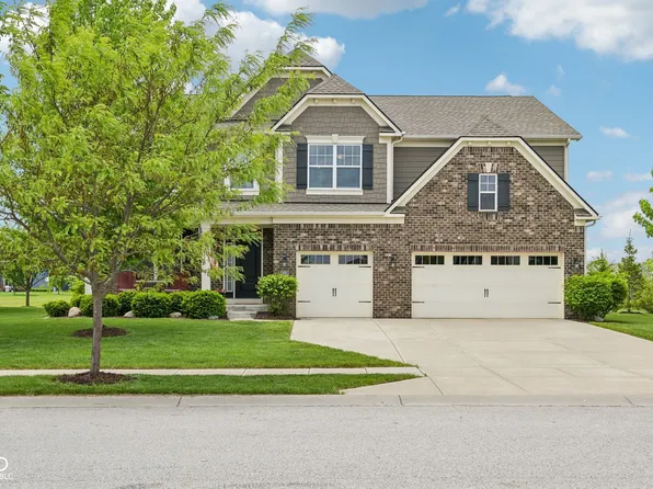 15961 Foothill Dr, Noblesville, IN 46060