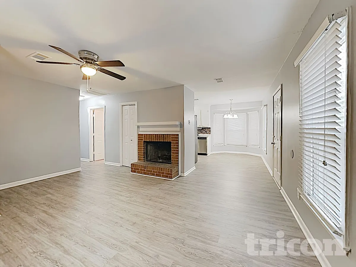 Building Photo - 202 River Song Rd