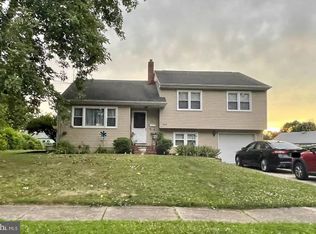 20 Harmon Rd, Mount Holly, NJ 08060