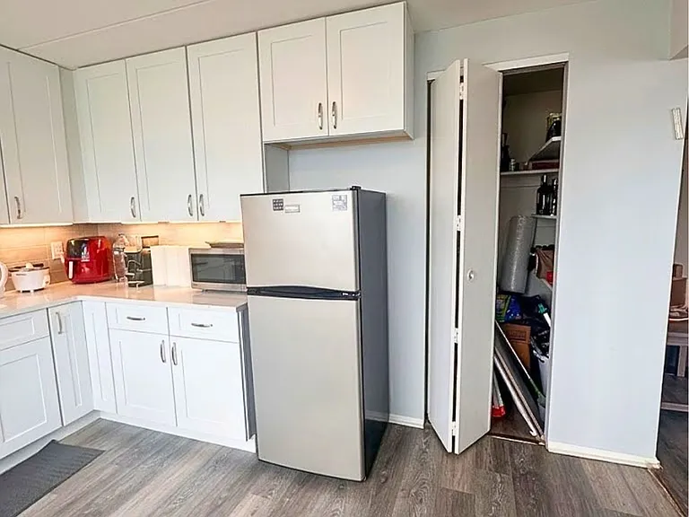 250 Gorge Rd #12L — Photo 14