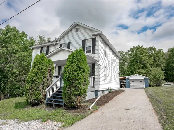 529 Seward St, Seward, PA 15954
