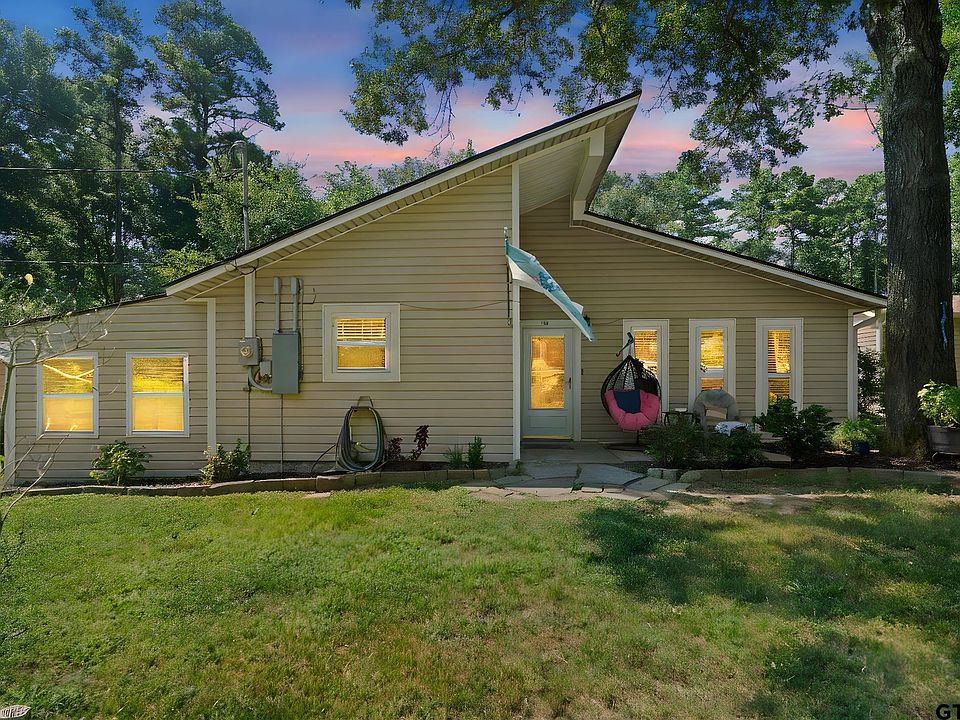 1st image of 215 Wildewood Dr