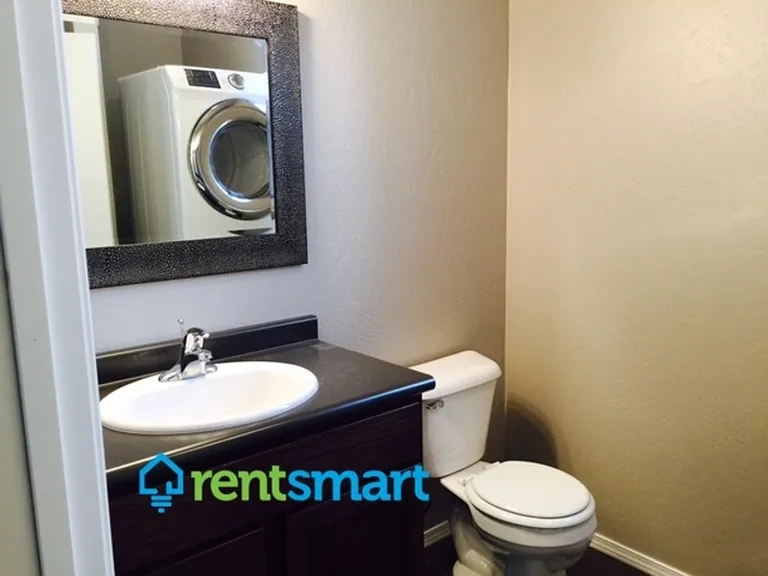 2207 Strand Ave #B — Photo 7