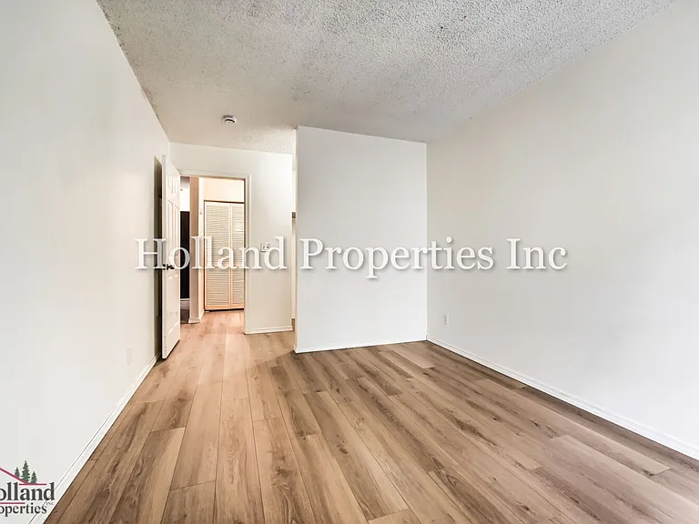 8747 SW Brightfield Cir — Photo 13