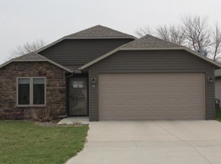 21 Stoneybrook Cir SW, Spencer, IA 51301
