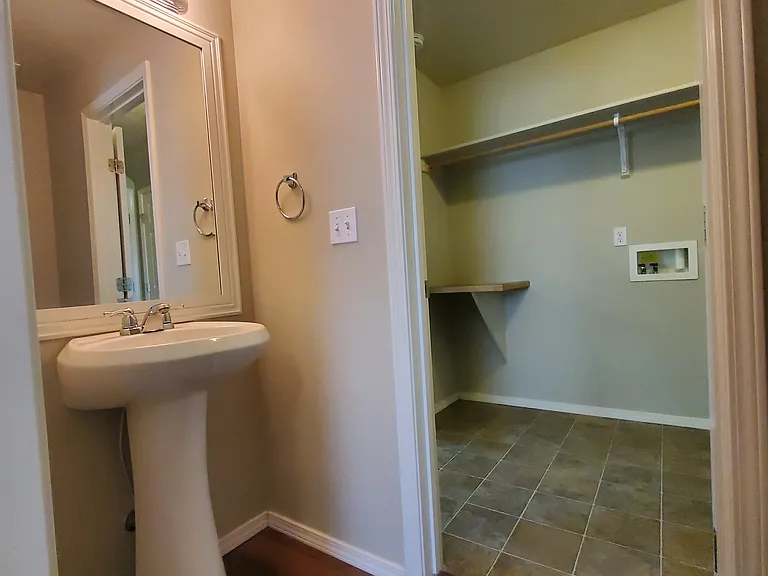 1249 E Sicily St — Photo 9