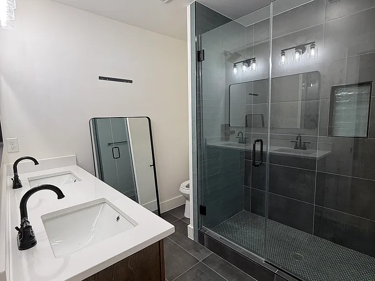 520 N Xenophon Ave — Photo 14