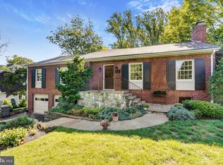 6155 Farver Rd, Mc Lean, VA 22101