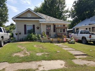 1621 Dorchester Ave, Muskogee, OK 74403