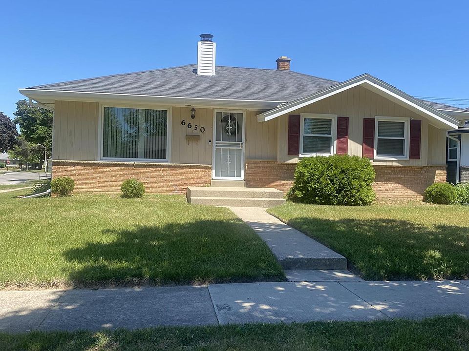 1st image of 6650 W Clovernook COURT