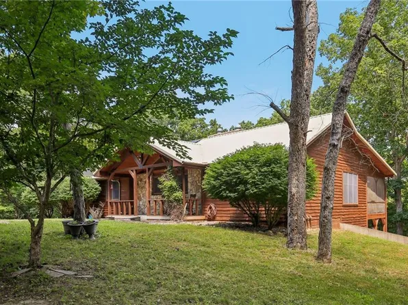 110 SE 1804p Ln, Clinton, MO 64735
