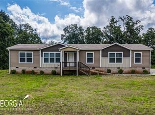 5247 Hog Mountain Rd, Flowery Branch, GA 30542