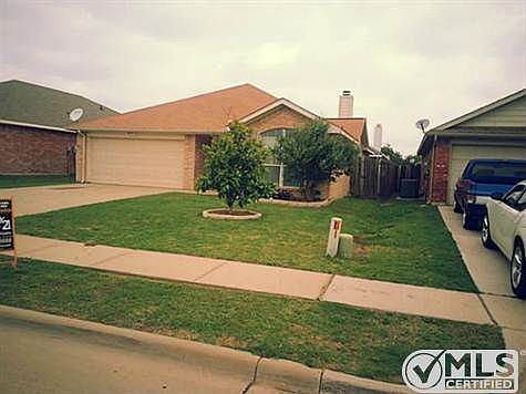 1st image of 1008 Carlsbad Dr